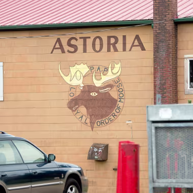 Astoria Moose null